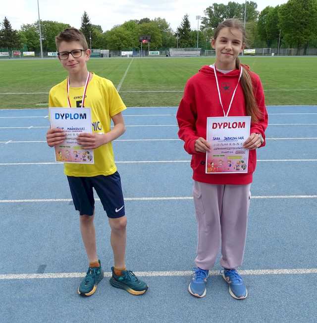 [FOTO] Międzyszkolne zawody w czwórboju lekkoatletycznym