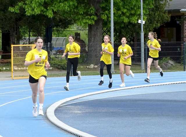 [FOTO] Międzyszkolne zawody w czwórboju lekkoatletycznym