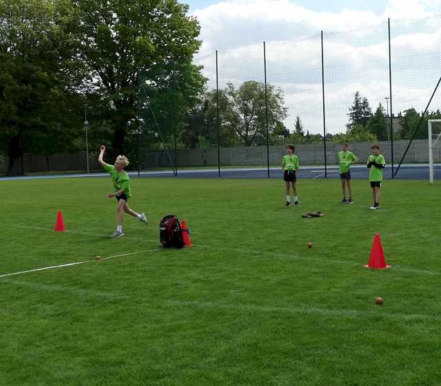 [FOTO] Międzyszkolne zawody w czwórboju lekkoatletycznym