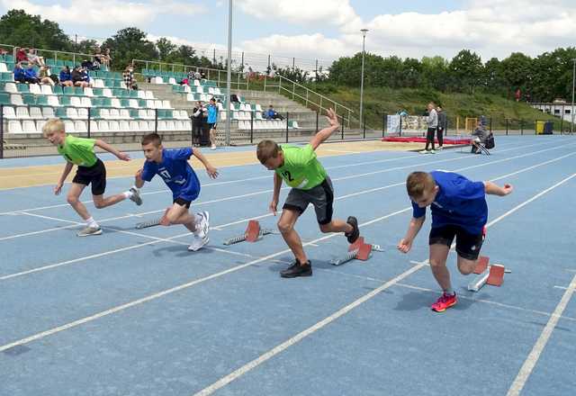 [FOTO] Międzyszkolne zawody w czwórboju lekkoatletycznym