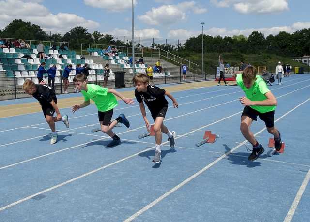 [FOTO] Międzyszkolne zawody w czwórboju lekkoatletycznym