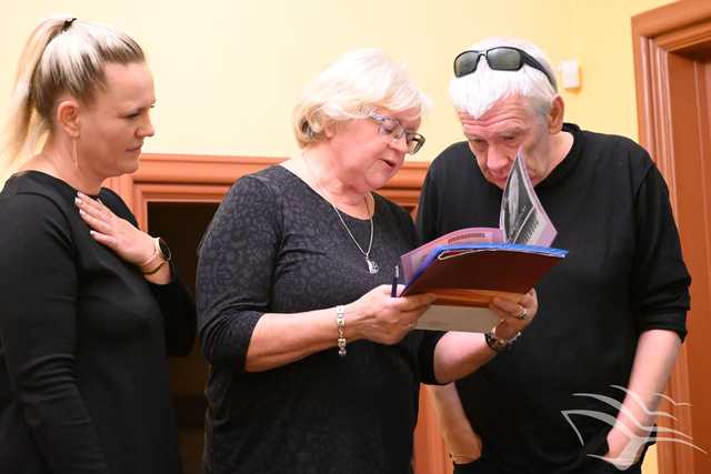 [FOTO] Tydzień Bibliotek rozpoczęty spotkaniem autorskim z Marcinem Świetlickim i Mariuszem Czubajem