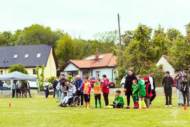 [FOTO] Spływ kajakowy, atrakcje dla dzieci, występy. Za nami Święto Rzeki w Zastrużu