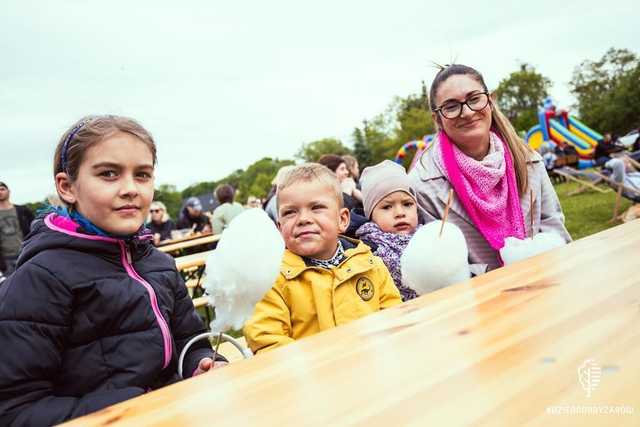 [FOTO] Spływ kajakowy, atrakcje dla dzieci, występy. Za nami Święto Rzeki w Zastrużu