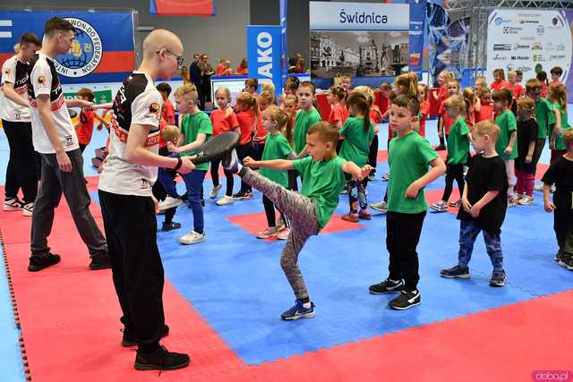 [WIDEO/FOTO] Świdnicki Test Przedszkolaka. Kilkaset najmłodszych wzięło udział w zajęciach sportowych