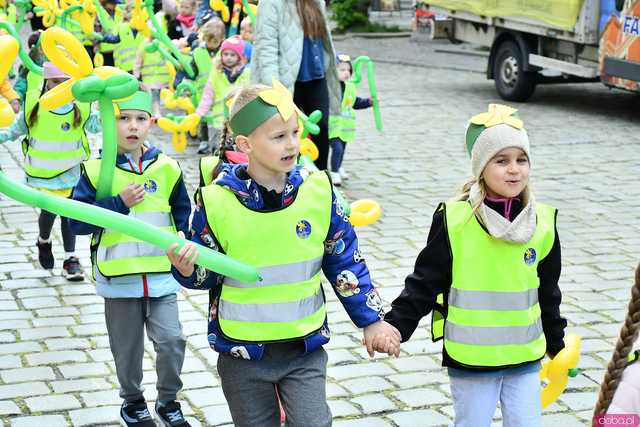 [WIDEO/FOTO] Cieszmy się nadzieją. Żółty Marsz ponownie przeszedł przez świdnicki rynek