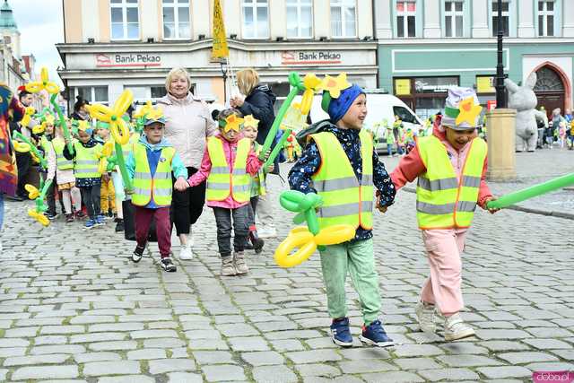 [WIDEO/FOTO] Cieszmy się nadzieją. Żółty Marsz ponownie przeszedł przez świdnicki rynek