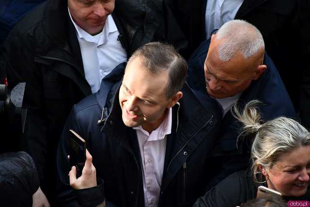 [FOTO] Karol Nawrocki spotkał się z mieszkańcami Świdnicy