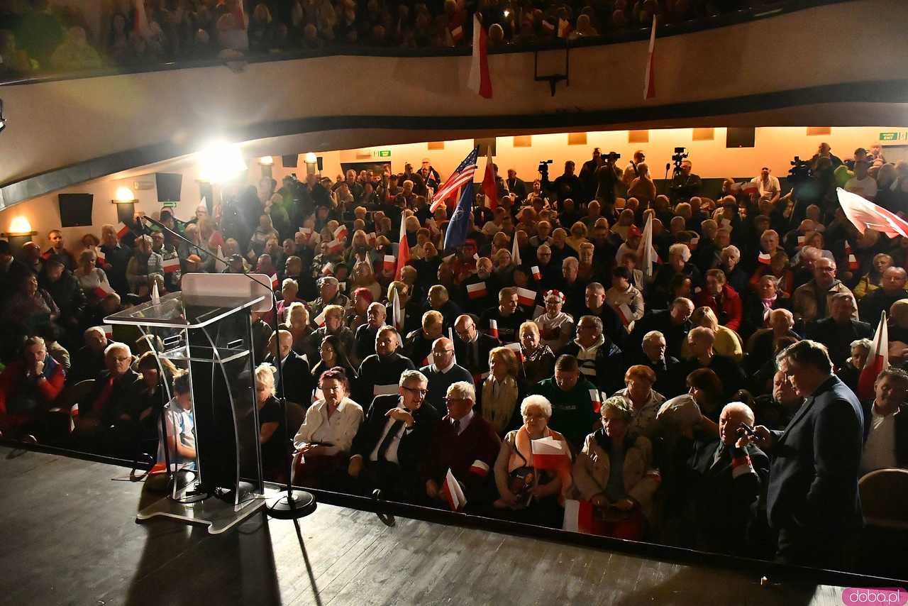 [FOTO] Karol Nawrocki spotkał się z mieszkańcami Świdnicy