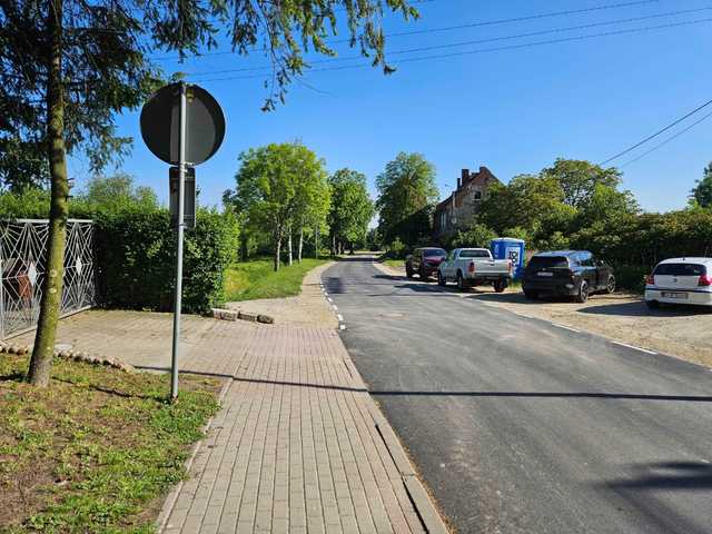 [FOTO] Zakończono remont drogi w Jaroszowie