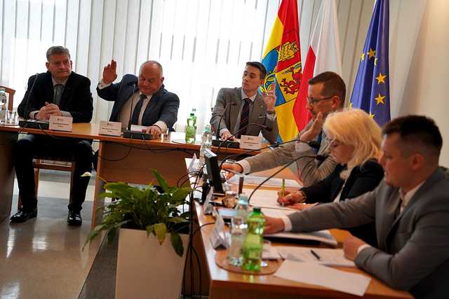 Nowy radny w Radzie Gminy Świdnica. Włodzimierz Kotarski złożył ślubowanie