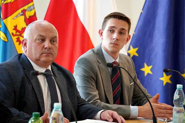 Nowy radny w Radzie Gminy Świdnica. Włodzimierz Kotarski złożył ślubowanie