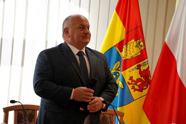 Nowy radny w Radzie Gminy Świdnica. Włodzimierz Kotarski złożył ślubowanie