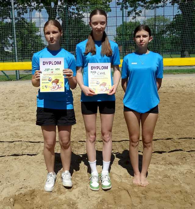 [FOTO] Za nami turniej plażówki dziewcząt z klas 7-8