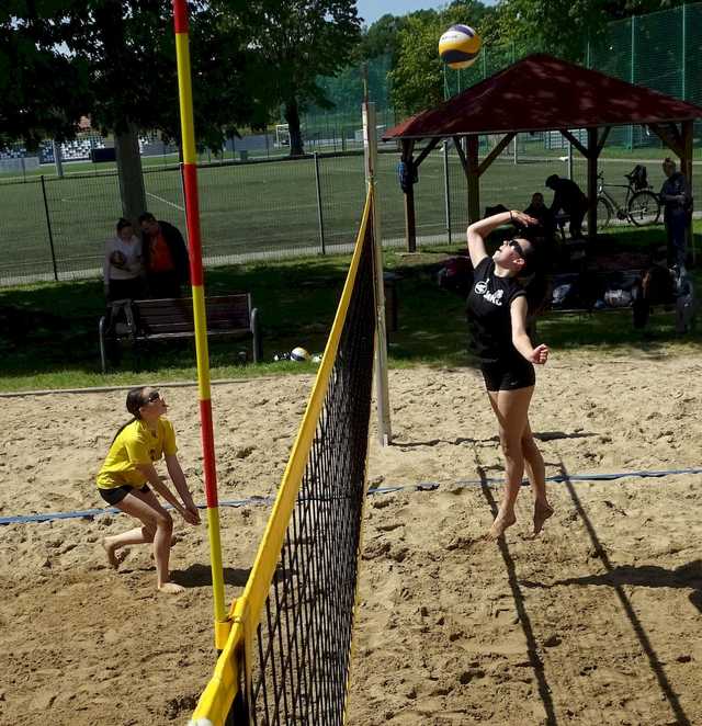 [FOTO] Za nami turniej plażówki dziewcząt z klas 7-8