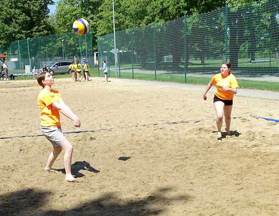 [FOTO] Za nami turniej plażówki dziewcząt z klas 7-8