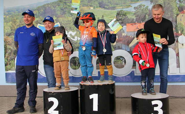 [FOTO] W Dobromierzu rywalizowali w kolarskiej Lidze MTB XC Aglomeracji Wałbrzyskiej