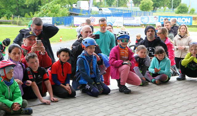 [FOTO] W Dobromierzu rywalizowali w kolarskiej Lidze MTB XC Aglomeracji Wałbrzyskiej