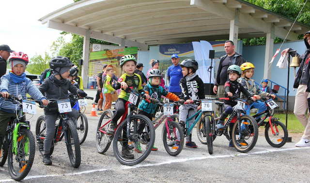 [FOTO] W Dobromierzu rywalizowali w kolarskiej Lidze MTB XC Aglomeracji Wałbrzyskiej