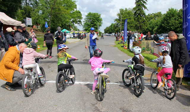 [FOTO] W Dobromierzu rywalizowali w kolarskiej Lidze MTB XC Aglomeracji Wałbrzyskiej