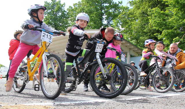 [FOTO] W Dobromierzu rywalizowali w kolarskiej Lidze MTB XC Aglomeracji Wałbrzyskiej