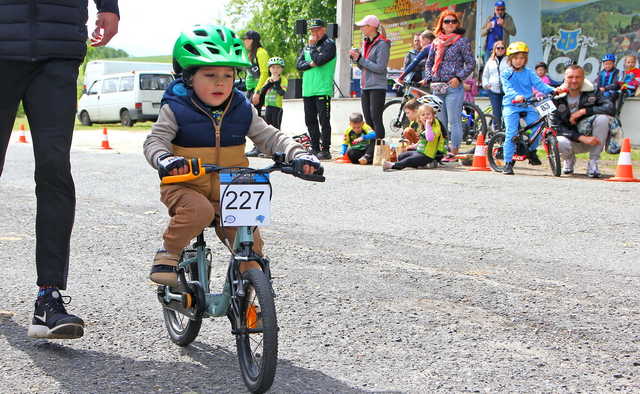 [FOTO] W Dobromierzu rywalizowali w kolarskiej Lidze MTB XC Aglomeracji Wałbrzyskiej