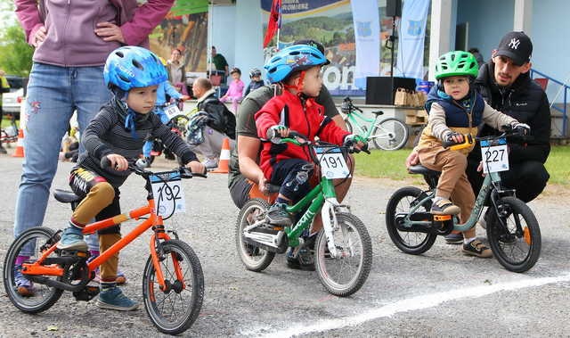 [FOTO] W Dobromierzu rywalizowali w kolarskiej Lidze MTB XC Aglomeracji Wałbrzyskiej