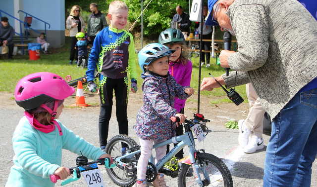 [FOTO] W Dobromierzu rywalizowali w kolarskiej Lidze MTB XC Aglomeracji Wałbrzyskiej