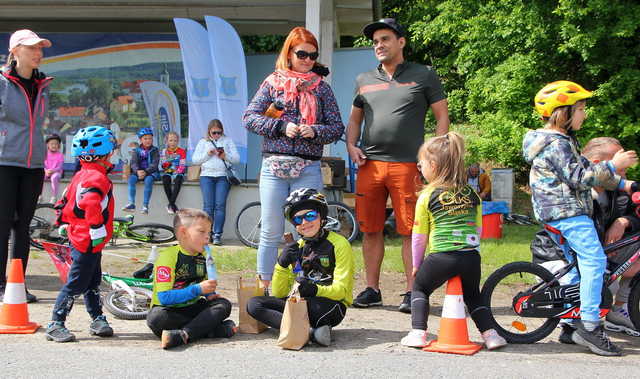 [FOTO] W Dobromierzu rywalizowali w kolarskiej Lidze MTB XC Aglomeracji Wałbrzyskiej