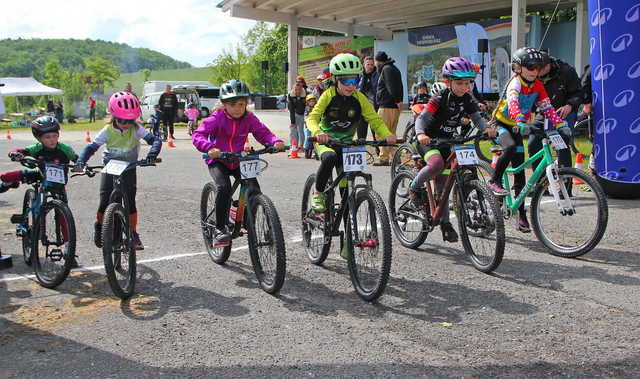 [FOTO] W Dobromierzu rywalizowali w kolarskiej Lidze MTB XC Aglomeracji Wałbrzyskiej
