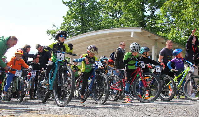 [FOTO] W Dobromierzu rywalizowali w kolarskiej Lidze MTB XC Aglomeracji Wałbrzyskiej