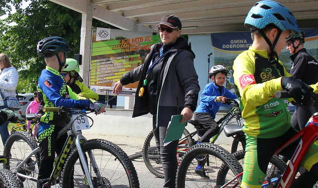 [FOTO] W Dobromierzu rywalizowali w kolarskiej Lidze MTB XC Aglomeracji Wałbrzyskiej
