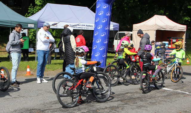 [FOTO] W Dobromierzu rywalizowali w kolarskiej Lidze MTB XC Aglomeracji Wałbrzyskiej