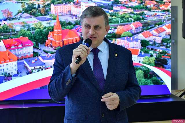 [FOTO] Uroczysta Sesja Rady Miejskiej w Żarowie. Nagrodzono sportowców oraz byłych samorządowców