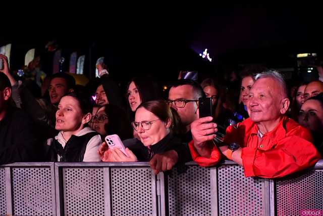 [WIDEO/FOTO] Ruszył drugi dzień świętowania w Żarowie. Na scenie Mała Lady P, wieczorem koncert Boys