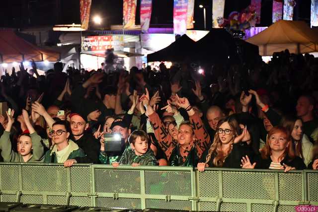[WIDEO/FOTO] Ruszył drugi dzień świętowania w Żarowie. Na scenie Mała Lady P, wieczorem koncert Boys