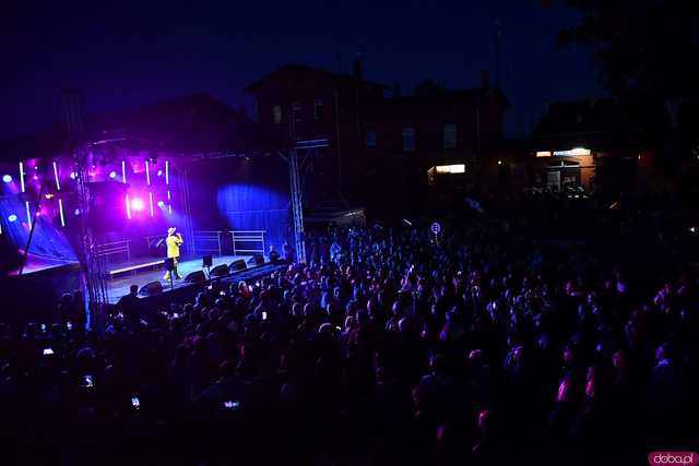 [WIDEO/FOTO] Ruszył drugi dzień świętowania w Żarowie. Na scenie Mała Lady P, wieczorem koncert Boys