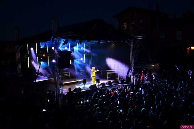 [WIDEO/FOTO] Ruszył drugi dzień świętowania w Żarowie. Na scenie Mała Lady P, wieczorem koncert Boys