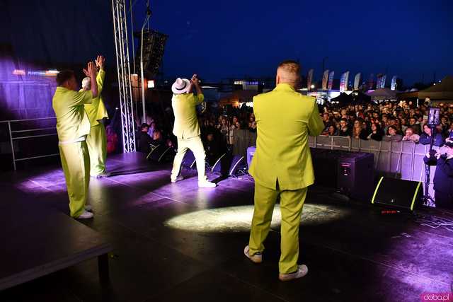[WIDEO/FOTO] Ruszył drugi dzień świętowania w Żarowie. Na scenie Mała Lady P, wieczorem koncert Boys