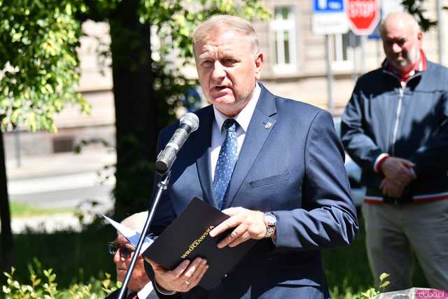 [WIDEO/FOTO] Upamiętnili rotmistrza Pileckiego w VI Świdnickim Marszu Pamięci