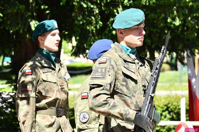 [WIDEO/FOTO] Upamiętnili rotmistrza Pileckiego w VI Świdnickim Marszu Pamięci
