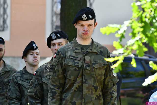 [WIDEO/FOTO] Upamiętnili rotmistrza Pileckiego w VI Świdnickim Marszu Pamięci