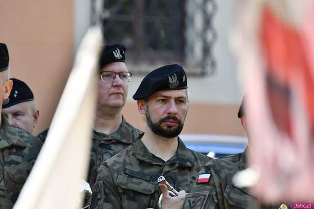 [WIDEO/FOTO] Upamiętnili rotmistrza Pileckiego w VI Świdnickim Marszu Pamięci
