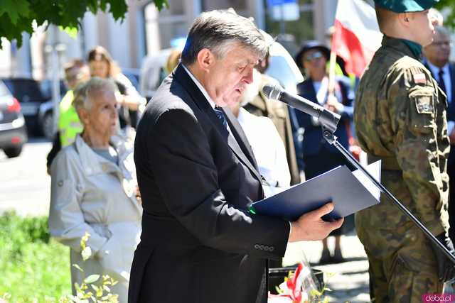 [WIDEO/FOTO] Upamiętnili rotmistrza Pileckiego w VI Świdnickim Marszu Pamięci