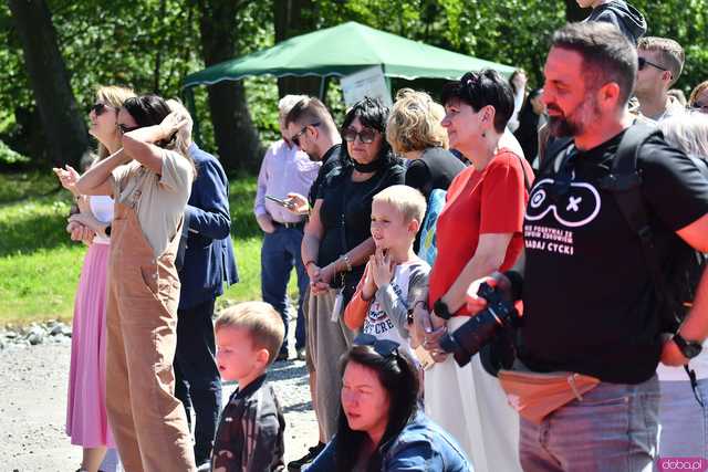 [WIDEO/FOTO] Pokaz mody, koncert, licytacje i moc atrakcji dla dzieci na charytatywnym Pikniku Rodzinnym w Winnicy Silesian