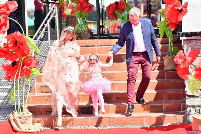 [WIDEO/FOTO] Pokaz mody, koncert, licytacje i moc atrakcji dla dzieci na charytatywnym Pikniku Rodzinnym w Winnicy Silesian