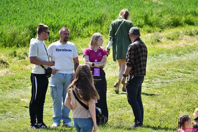 [WIDEO/FOTO] Pokaz mody, koncert, licytacje i moc atrakcji dla dzieci na charytatywnym Pikniku Rodzinnym w Winnicy Silesian