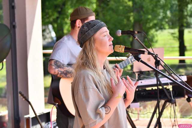 [WIDEO/FOTO] Pokaz mody, koncert, licytacje i moc atrakcji dla dzieci na charytatywnym Pikniku Rodzinnym w Winnicy Silesian