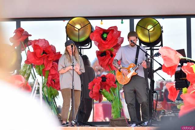 [WIDEO/FOTO] Pokaz mody, koncert, licytacje i moc atrakcji dla dzieci na charytatywnym Pikniku Rodzinnym w Winnicy Silesian