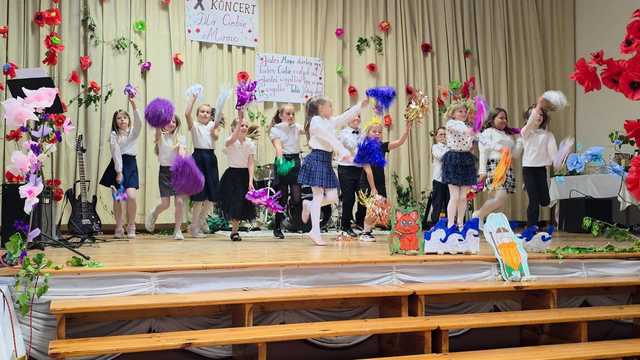Muzyczny Dzień Mamy w gminie Świdnica